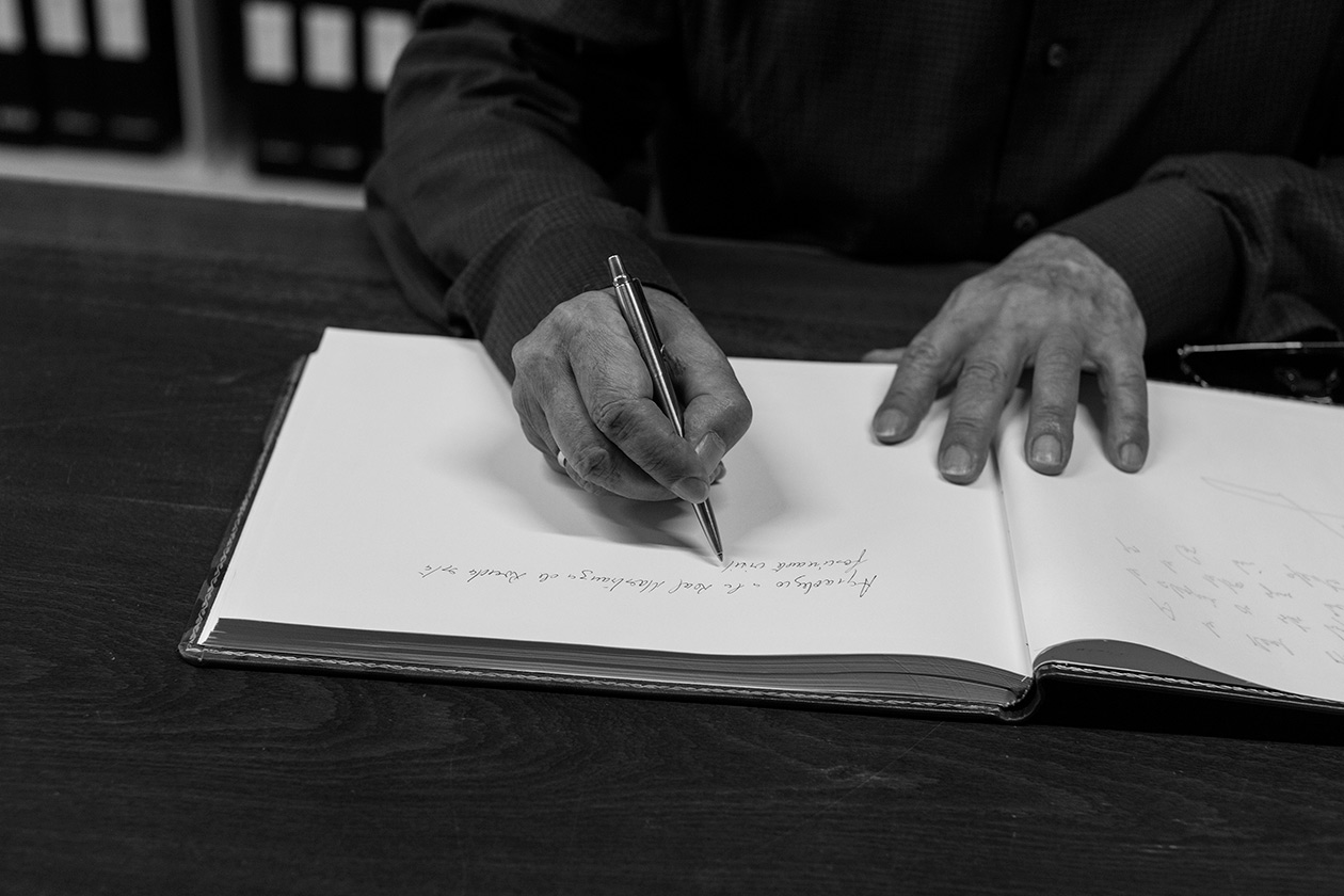 medianoche campeón hijo El libro que convenció a Vargas Llosa de ser escritor - Niú