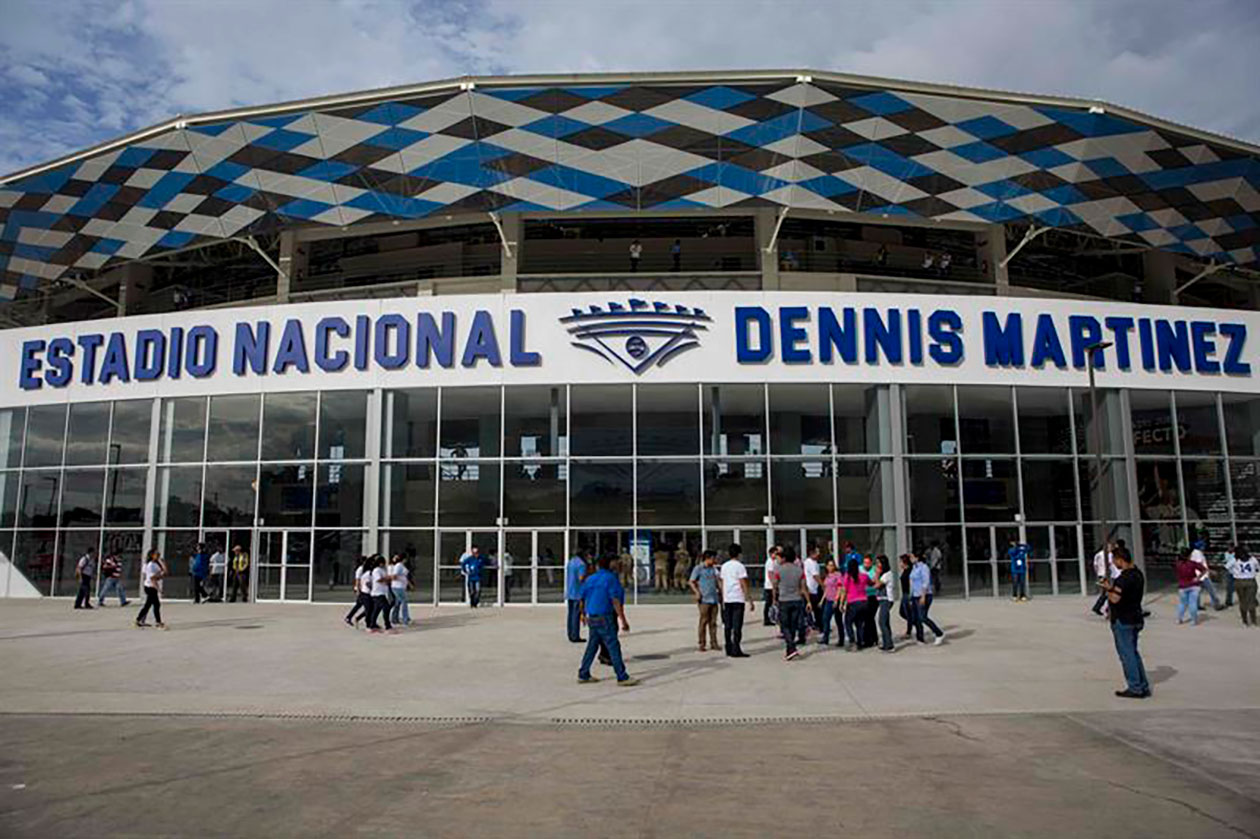 Estadio Nacional Dennis Martínez - La Prensa