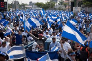 En abril iniciaron las primeras manifestaciones en contra de la gestión de Daniel Ortega. Desde entonces el país se quedó en abril. Carlos Herrera | Niú
